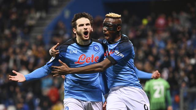 Dua bintang Napoli, Khvicha Kvaratskhelia dan Victor Osimhen (AP Photo)