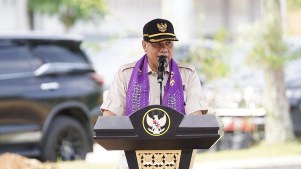 Bupati Kuantan Singingi (Kuansing), Suhardiman Amby
